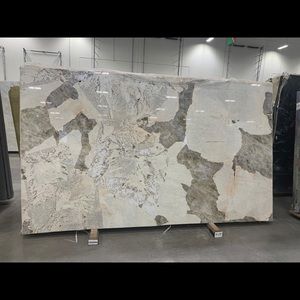 Meet your Posher, Fatima